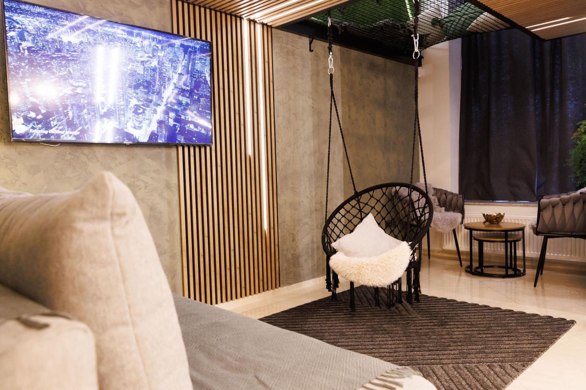 Leo Apartment Suite & Private Spa Zone - Old City Pozsony Kültér fotó